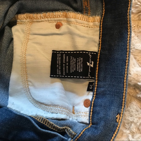 7 For All Mankind Women’s Jeans - Picture 5 of 6